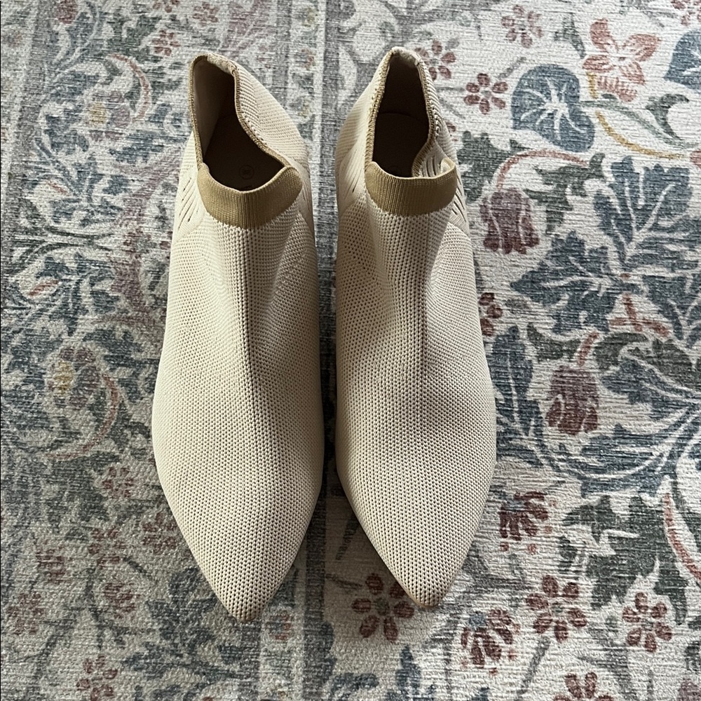 Elegant Beige Ankle Booties